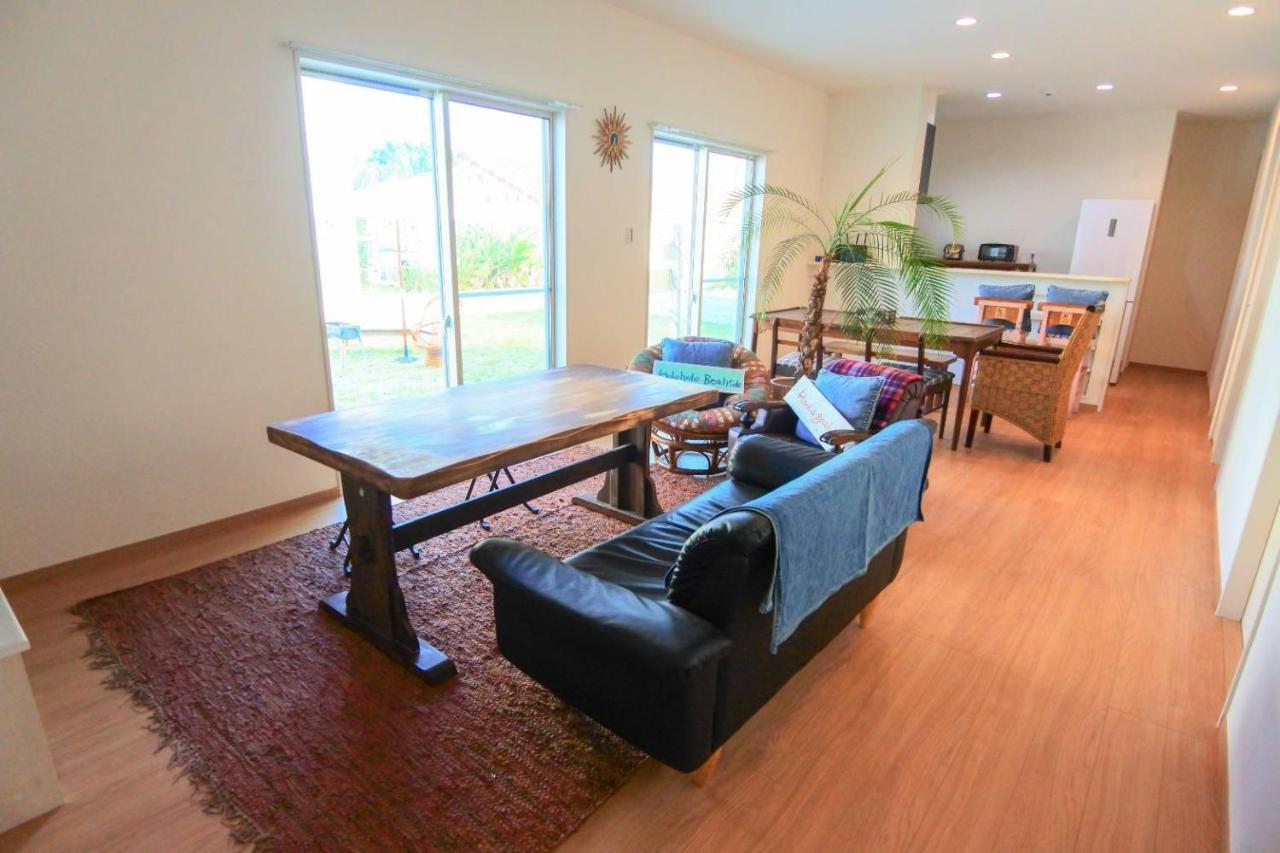 2019新築 ! Guest House Holoholo Beach Side Ishigaki  Ngoại thất bức ảnh